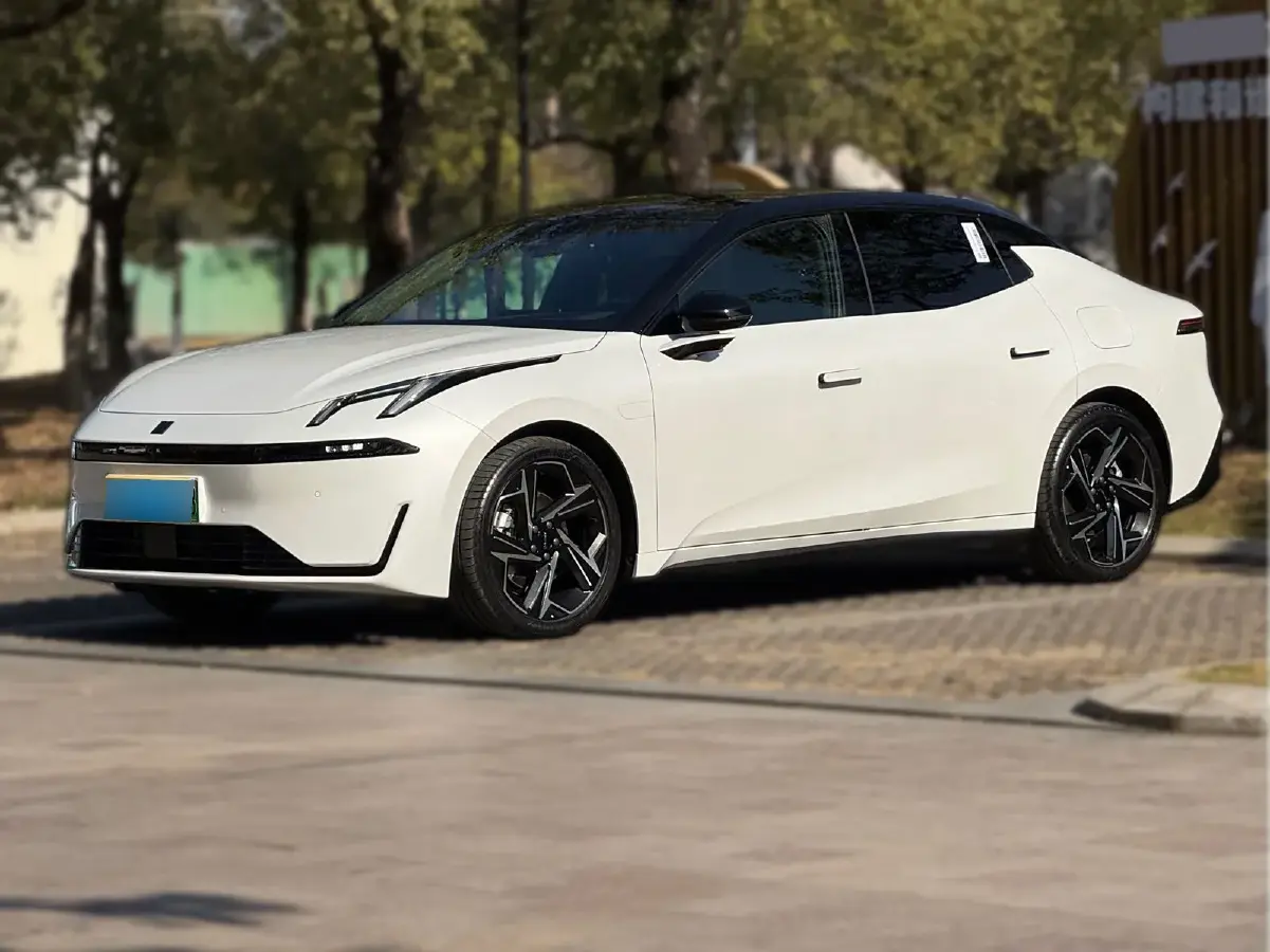 2024 LYNK&CO 07 1.5T 163HP L4 3DHT PHEV 18.99KWH