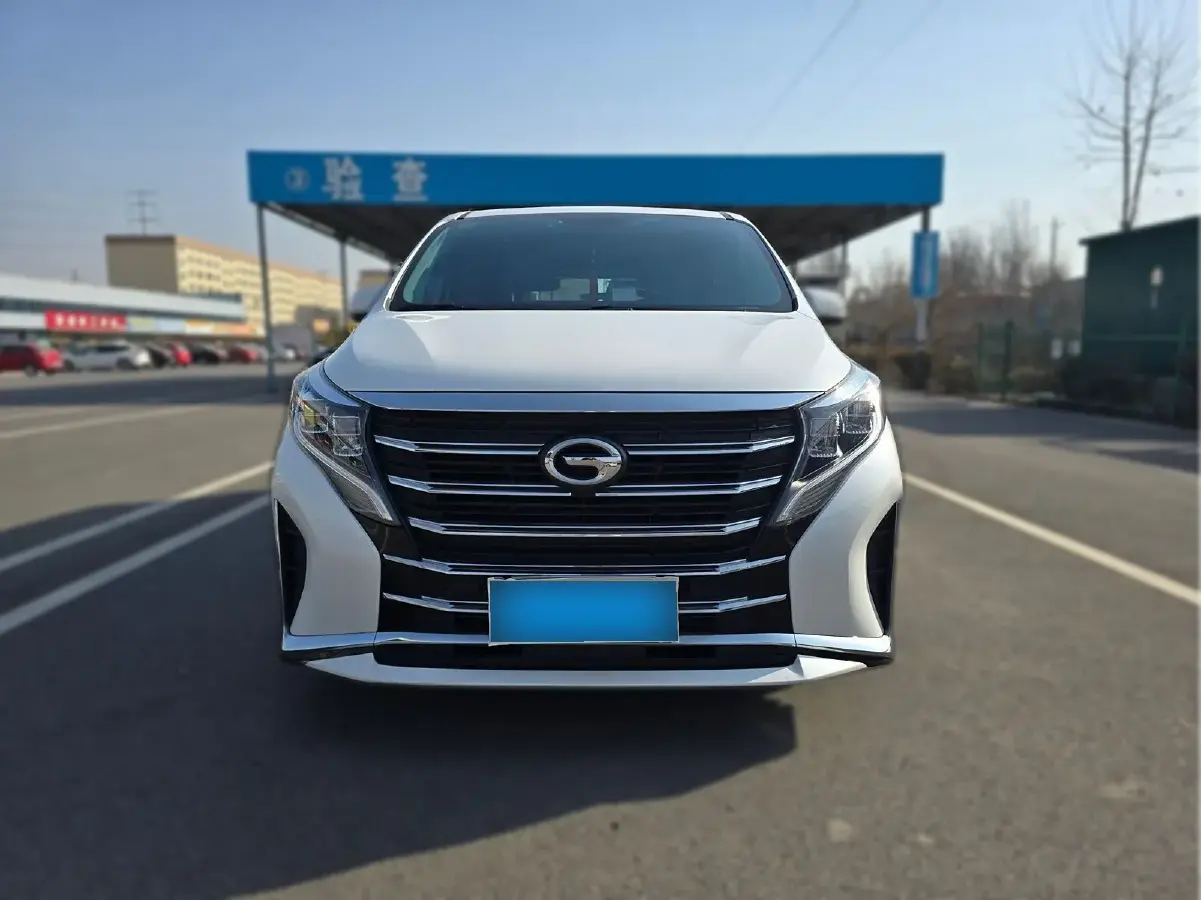 2021 GAC Trumpchi M8 2.0T 252HP L4 8AT