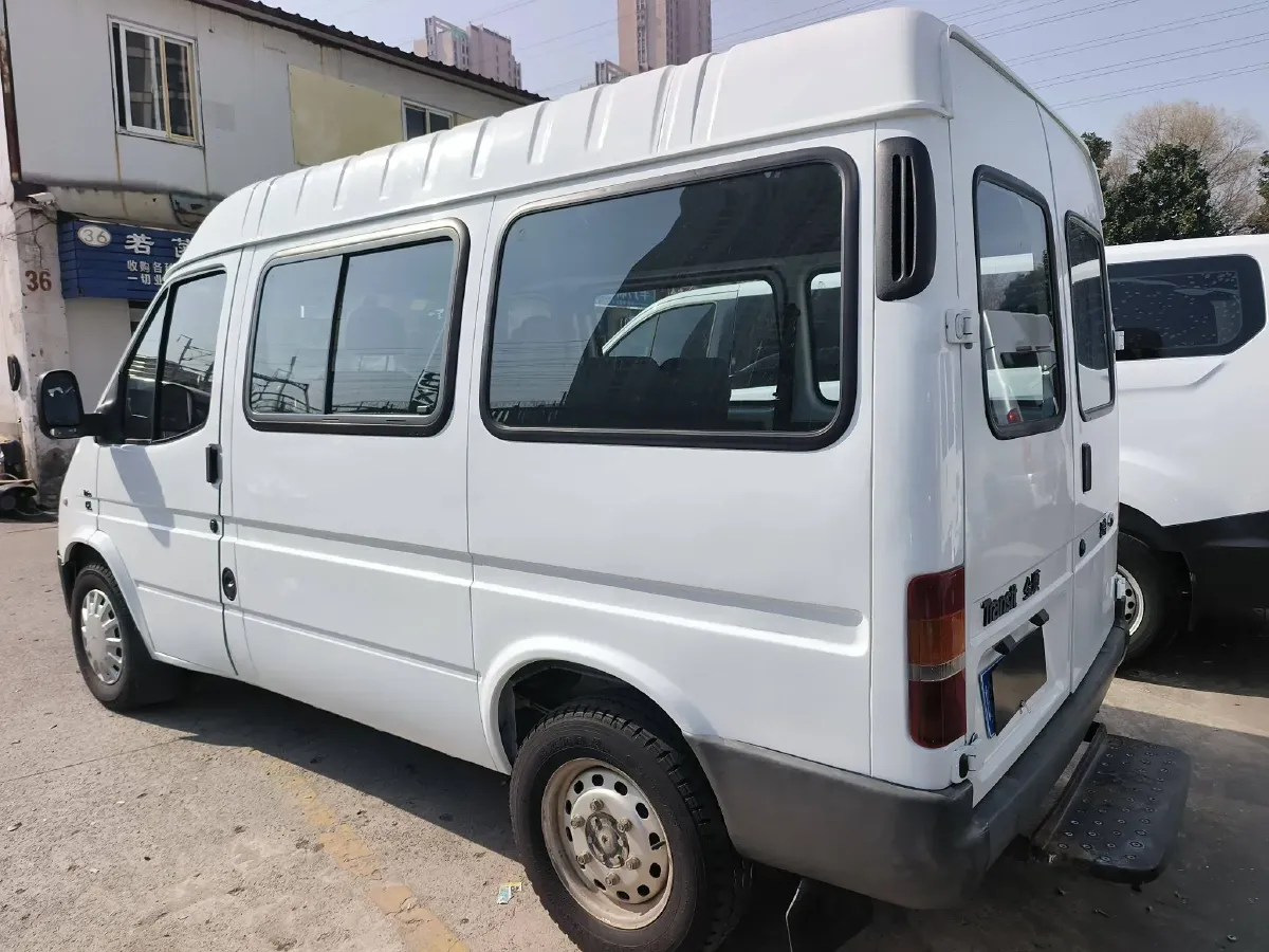 2016 Ford Classic Transit 2.8T 108HP L4 5MT,autocango,china used car exporter,china ev exporter,chinese used car exporter,chinese used ev exporter