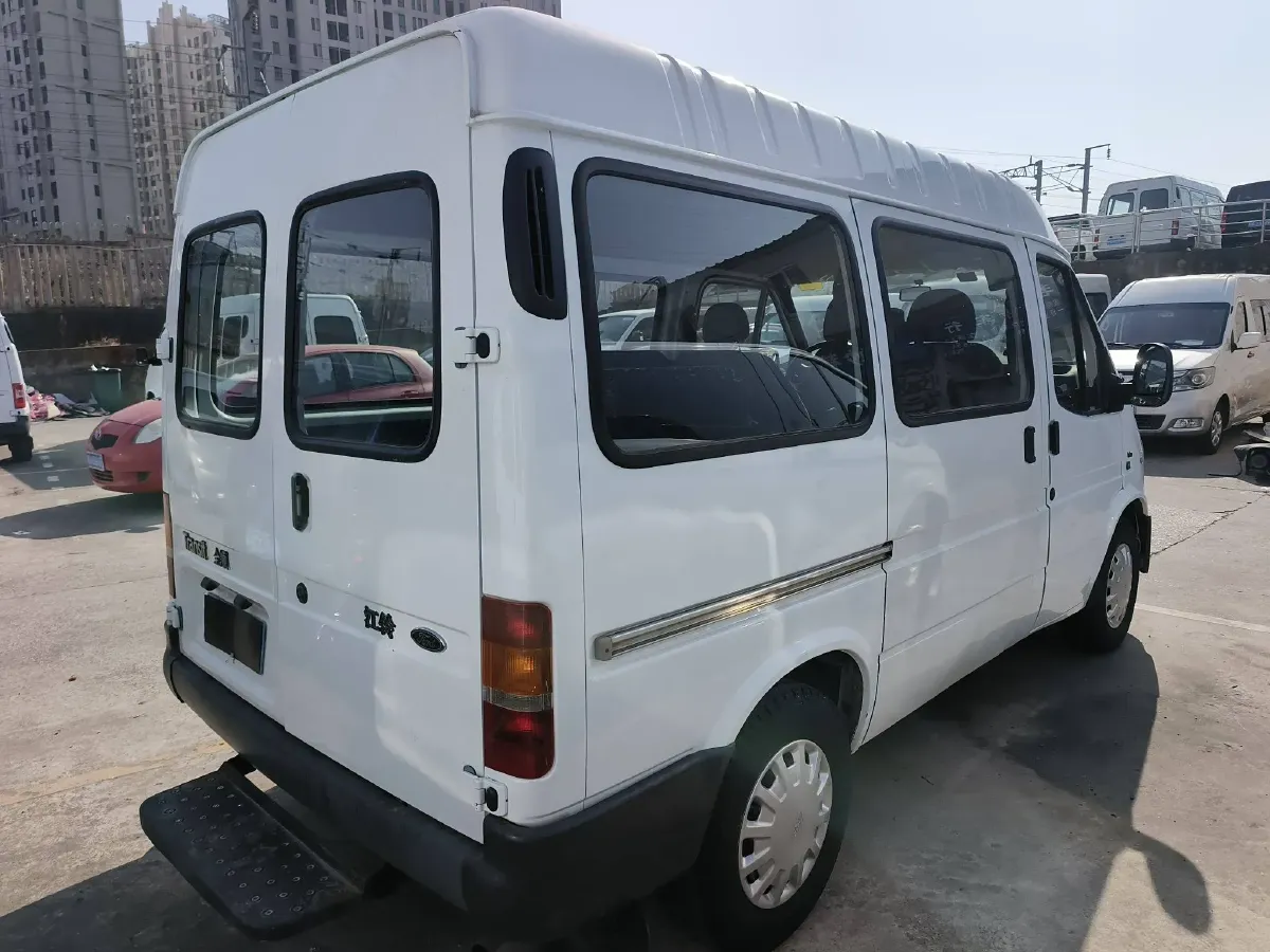2016 Ford Classic Transit 2.8T 108HP L4 5MT,autocango,china used car exporter,china ev exporter,chinese used car exporter,chinese used ev exporter