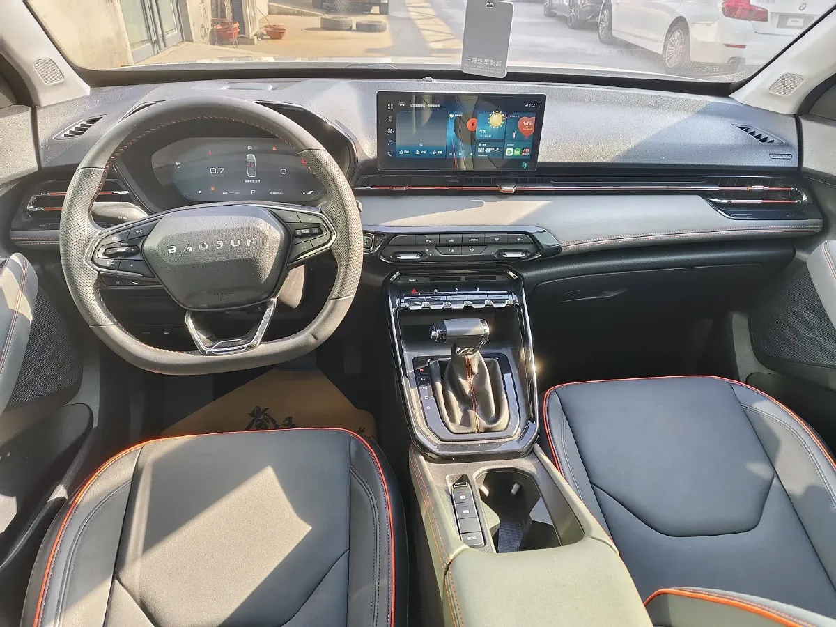 2020 BaoJun RS-3 1.5L 105HP L4 CVT,autocango,china used car exporter,china ev exporter,chinese used car exporter,chinese used ev exporter