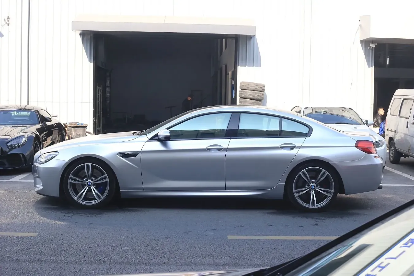 2013 BMW M6 4.4T 560HP V8 7DCT,autocango,china used car exporter,china ev exporter,chinese used car exporter,chinese used ev exporter