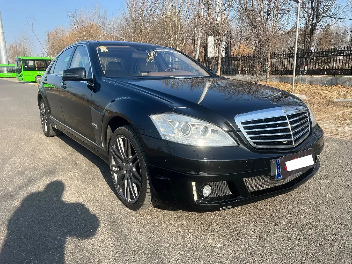 2013 Brabus S Class 4.7T 435HP V8 7AT,autocango,china used car exporter,china ev exporter,chinese used car exporter,chinese used ev exporter