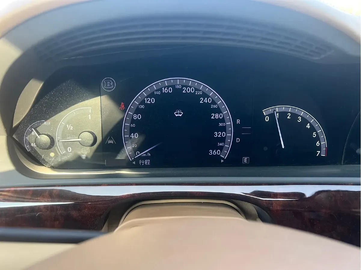 2013 Brabus S Class 4.7T 435HP V8 7AT,autocango,china used car exporter,china ev exporter,chinese used car exporter,chinese used ev exporter