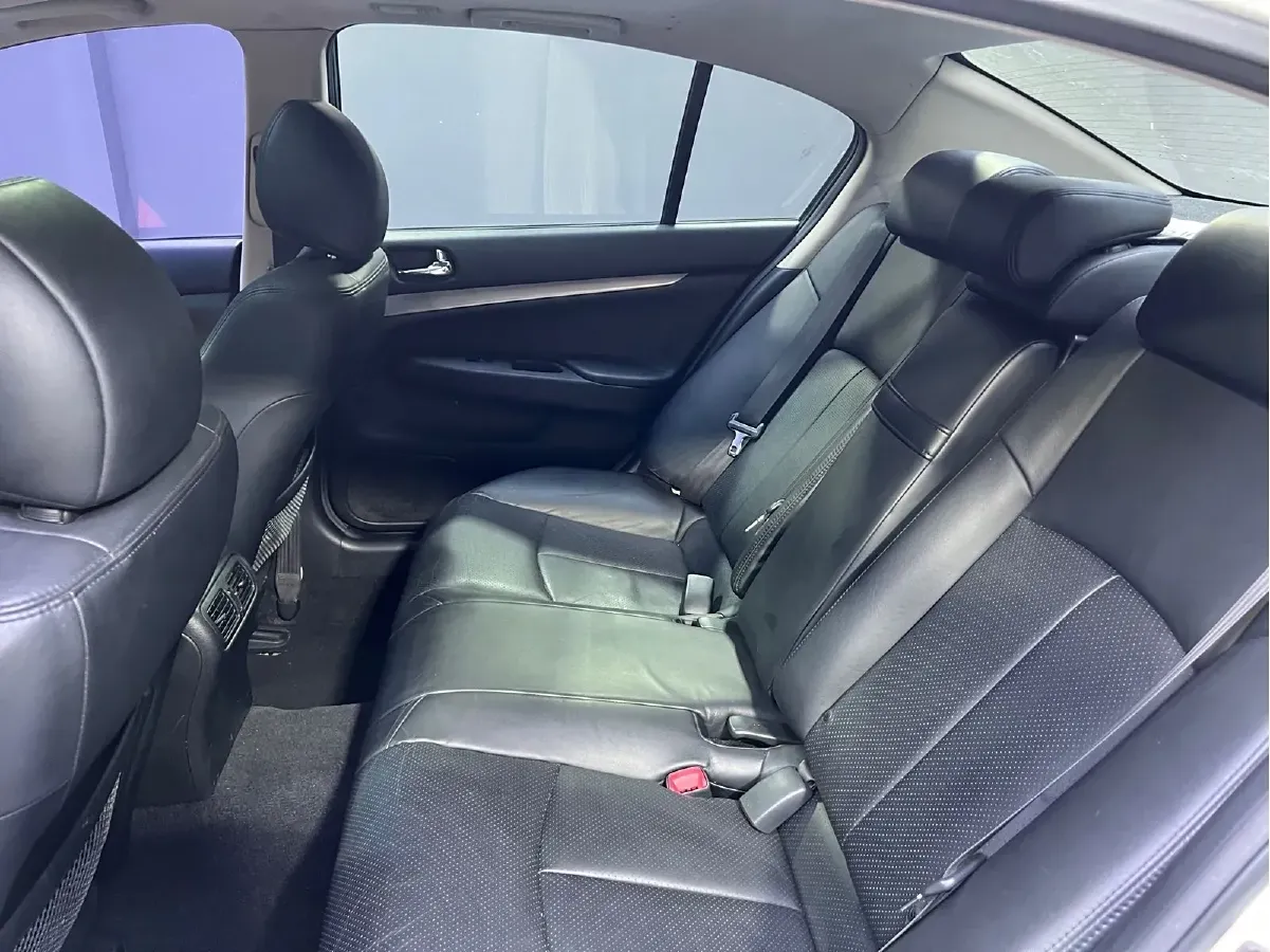 2013 Infiniti G Series 2.5L 235HP V6 7AT,autocango,china used car exporter,china ev exporter,chinese used car exporter,chinese used ev exporter