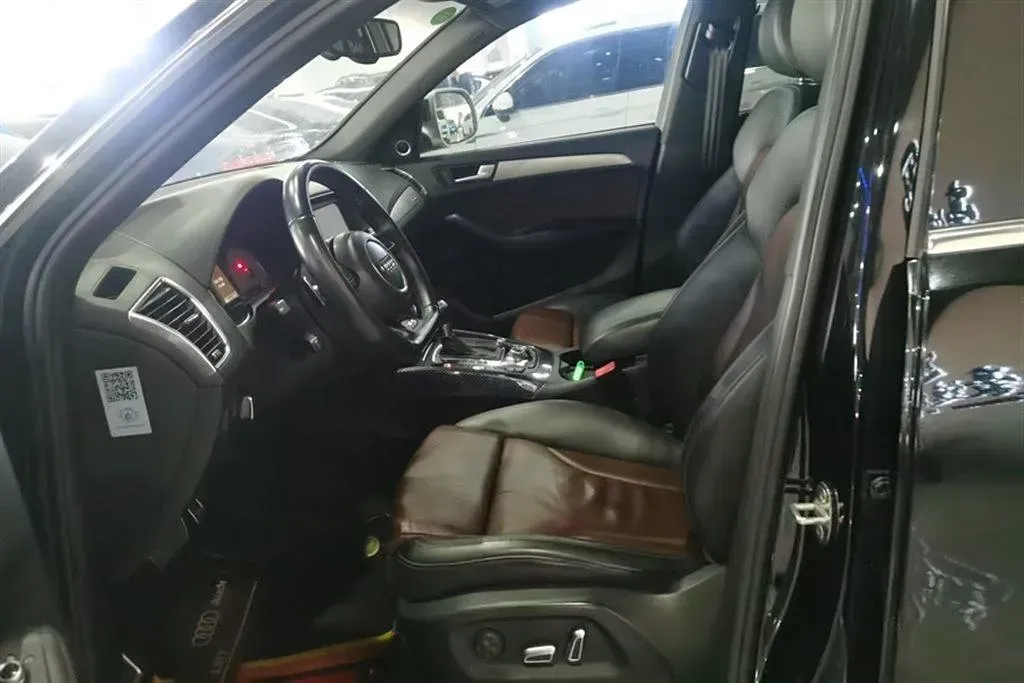 2014 Audi SQ5 3.0T 354HP V6 8AT,autocango,china used car exporter,china ev exporter,chinese used car exporter,chinese used ev exporter