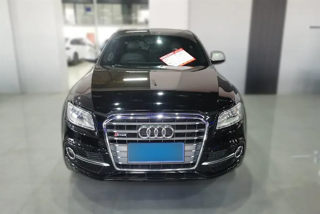 2014 Audi SQ5 3.0T 354HP V6 8AT,autocango,china used car exporter,china ev exporter,chinese used car exporter,chinese used ev exporter