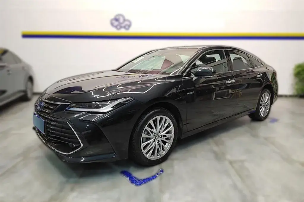 2023 Toyota Avalon 2.5L 178HP L4 E-CVT Hybrid