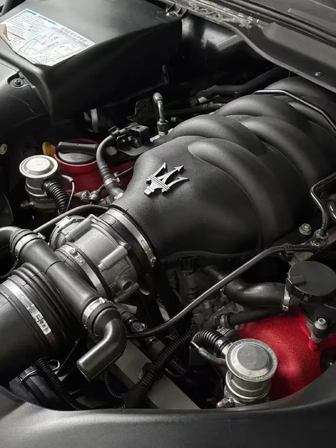 2013 Maserati GranTurismo 4.7L 460HP V8 6AT,autocango,china used car exporter,china ev exporter,chinese used car exporter,chinese used ev exporter