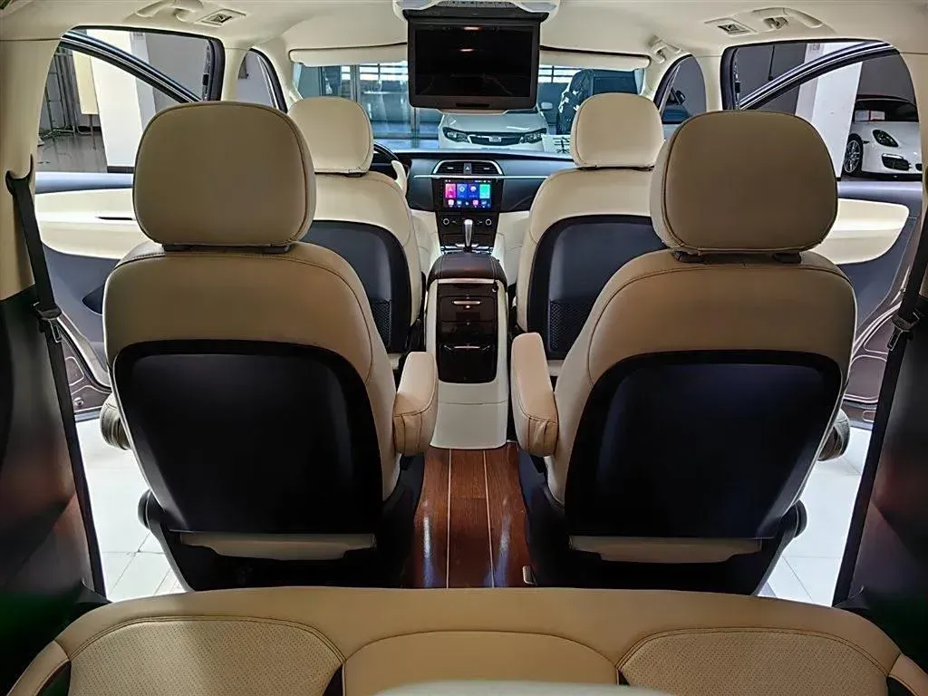 2015 HuaSong 7 2.0T 184HP L4 6AT,autocango,china used car exporter,china ev exporter,chinese used car exporter,chinese used ev exporter