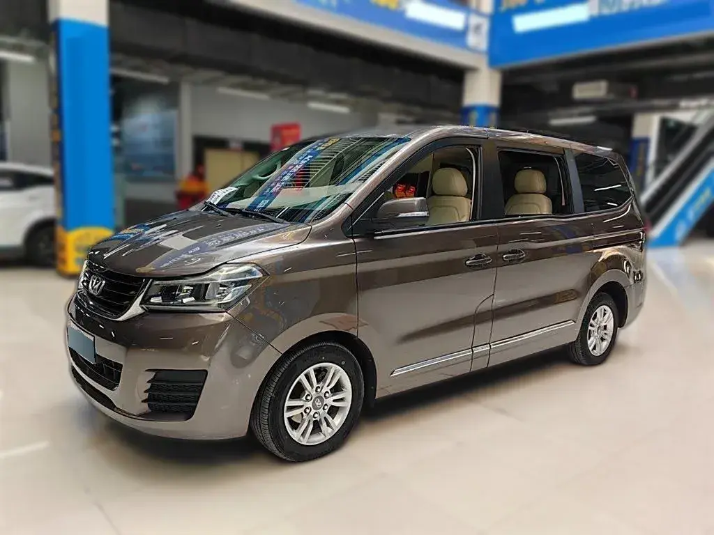 2015 HuaSong 7 2.0T 184HP L4 6AT