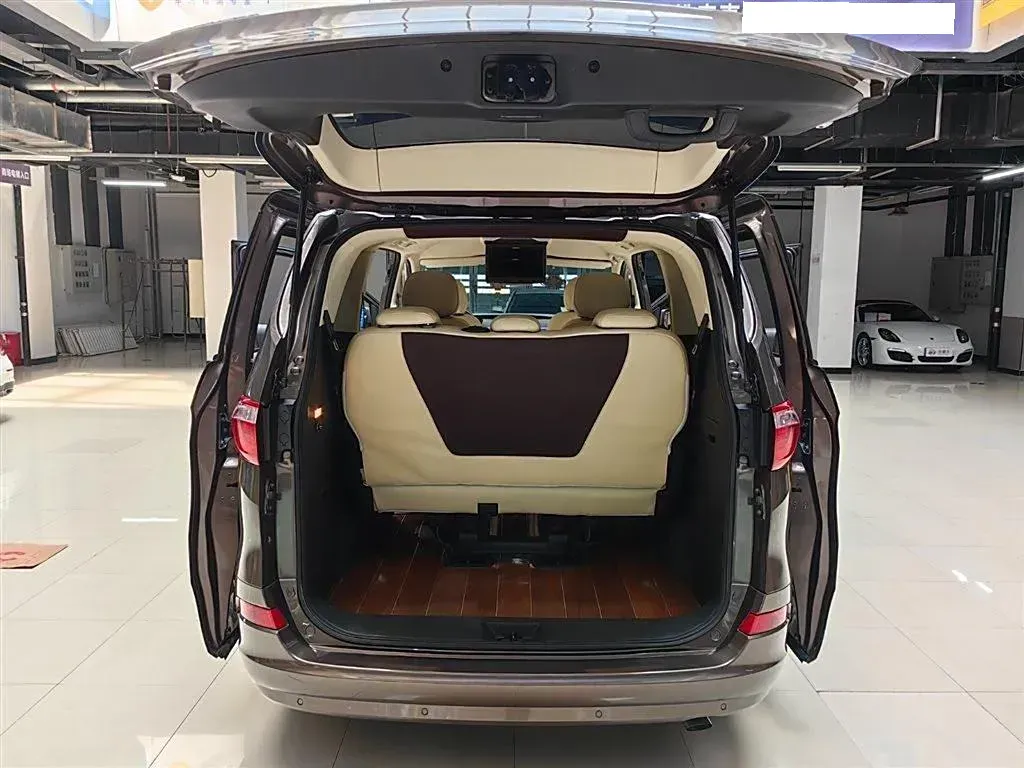 2015 HuaSong 7 2.0T 184HP L4 6AT,autocango,china used car exporter,china ev exporter,chinese used car exporter,chinese used ev exporter