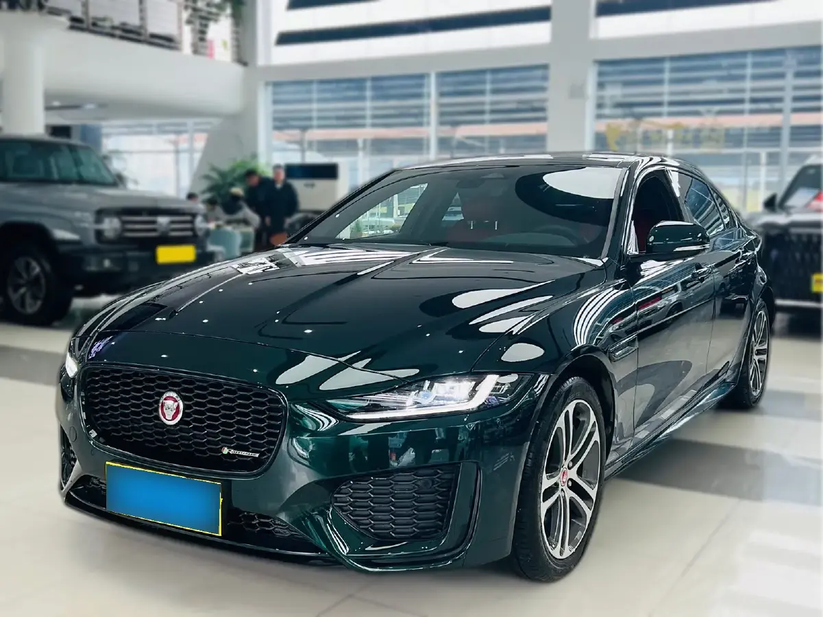 2023 Jaguar XEL 2.0T 250HP L4 8AT