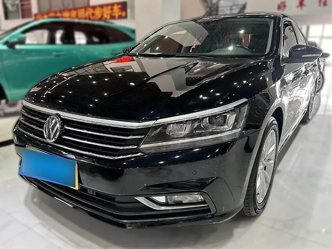 2017 Volkswagen Passat 1.8T 180HP L4 7DCT