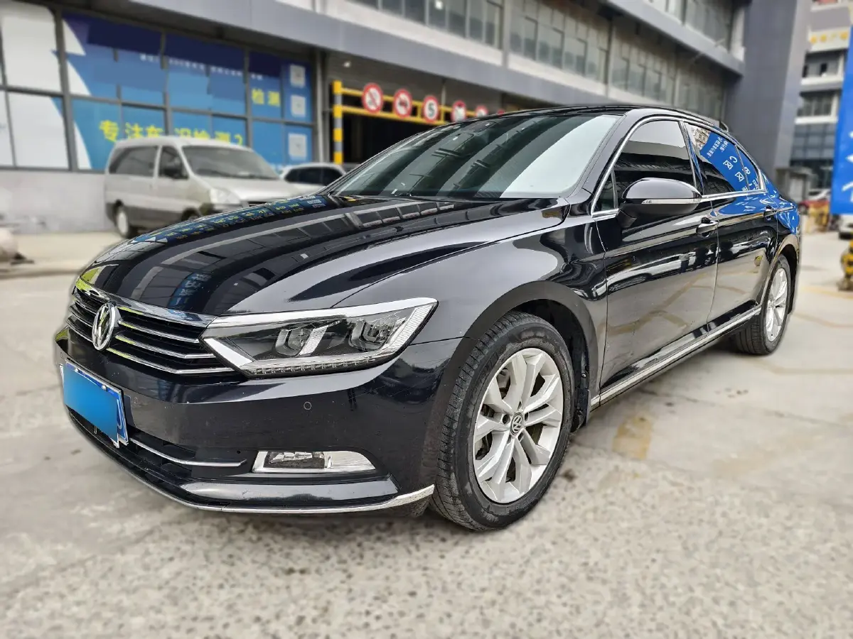 2019 Volkswagen Magotan 2.0T 186HP L4 7DCT