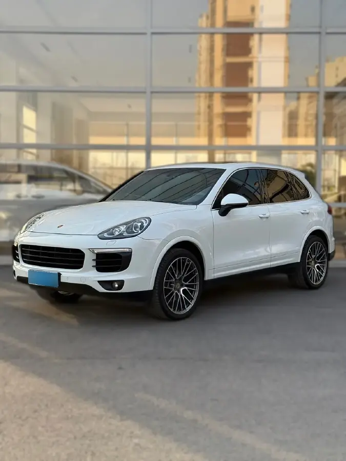 2016 Porsche Cayenne 3.0T 333HP V6 8AT