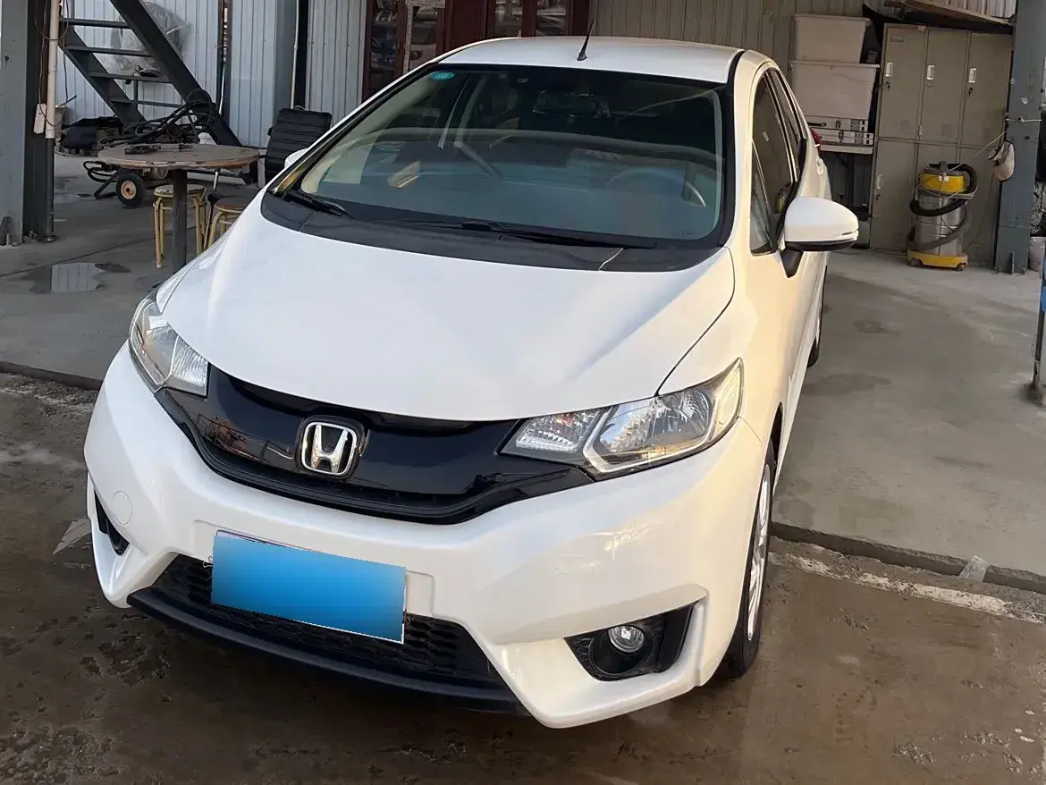 2016 Honda Fit 1.5L 131HP L4 CVT