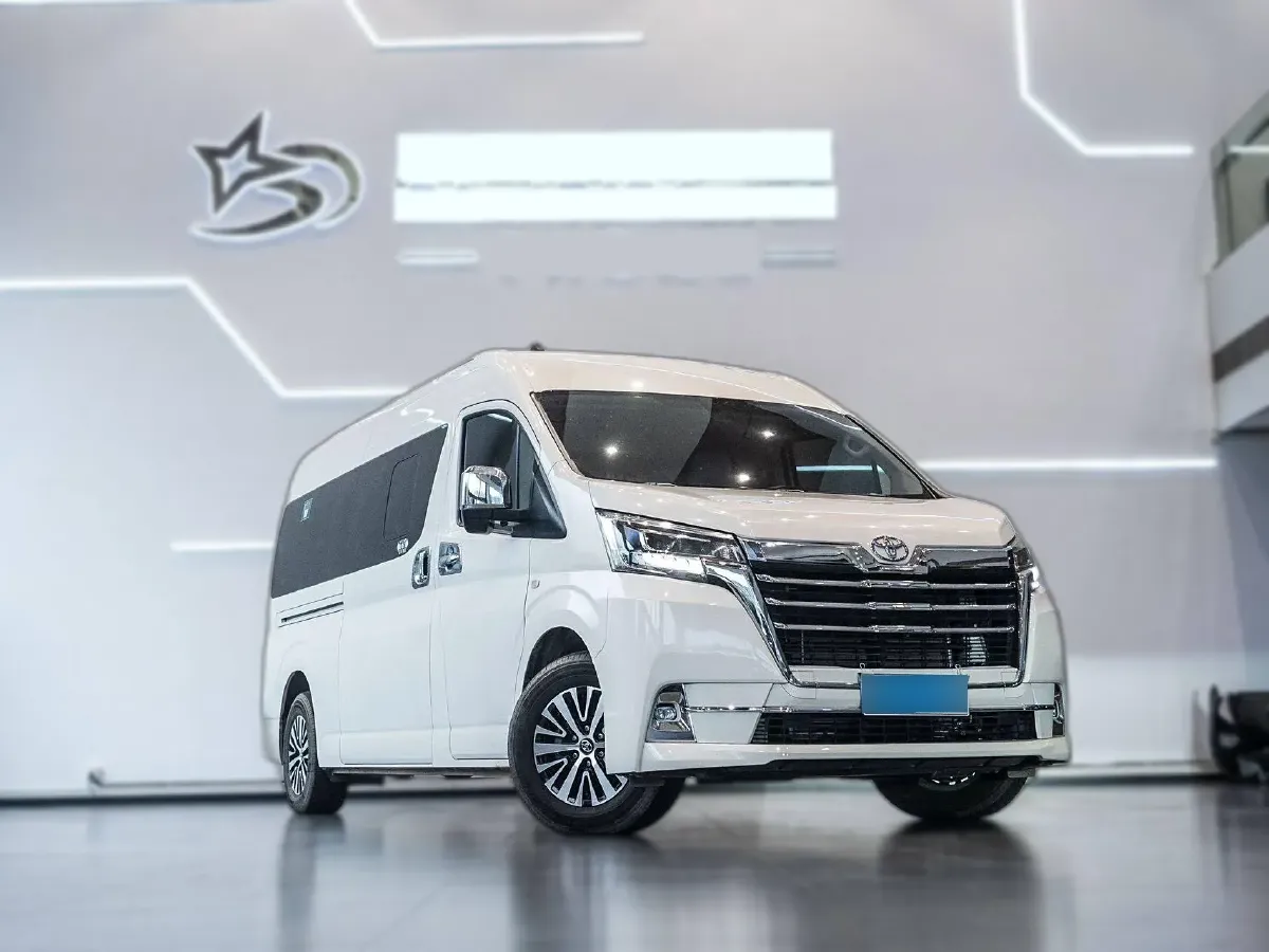 2011 Toyota Hiace 2.7L 154HP L4 4AT,autocango,china used car exporter,china ev exporter,chinese used car exporter,chinese used ev exporter