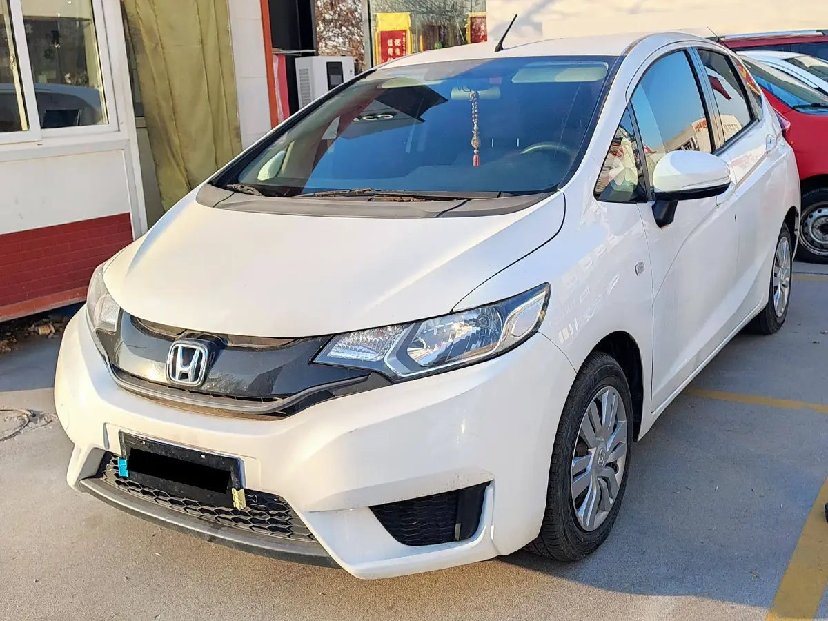 2014 Honda Fit 1.5L 131HP L4 CVT