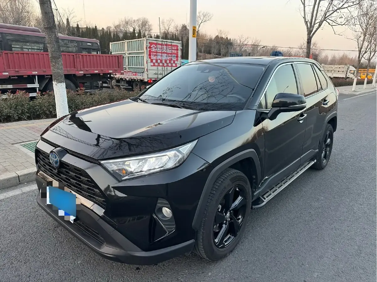 2022 Toyota RAV4 2.5L 178HP L4 E-CVT Hybrid