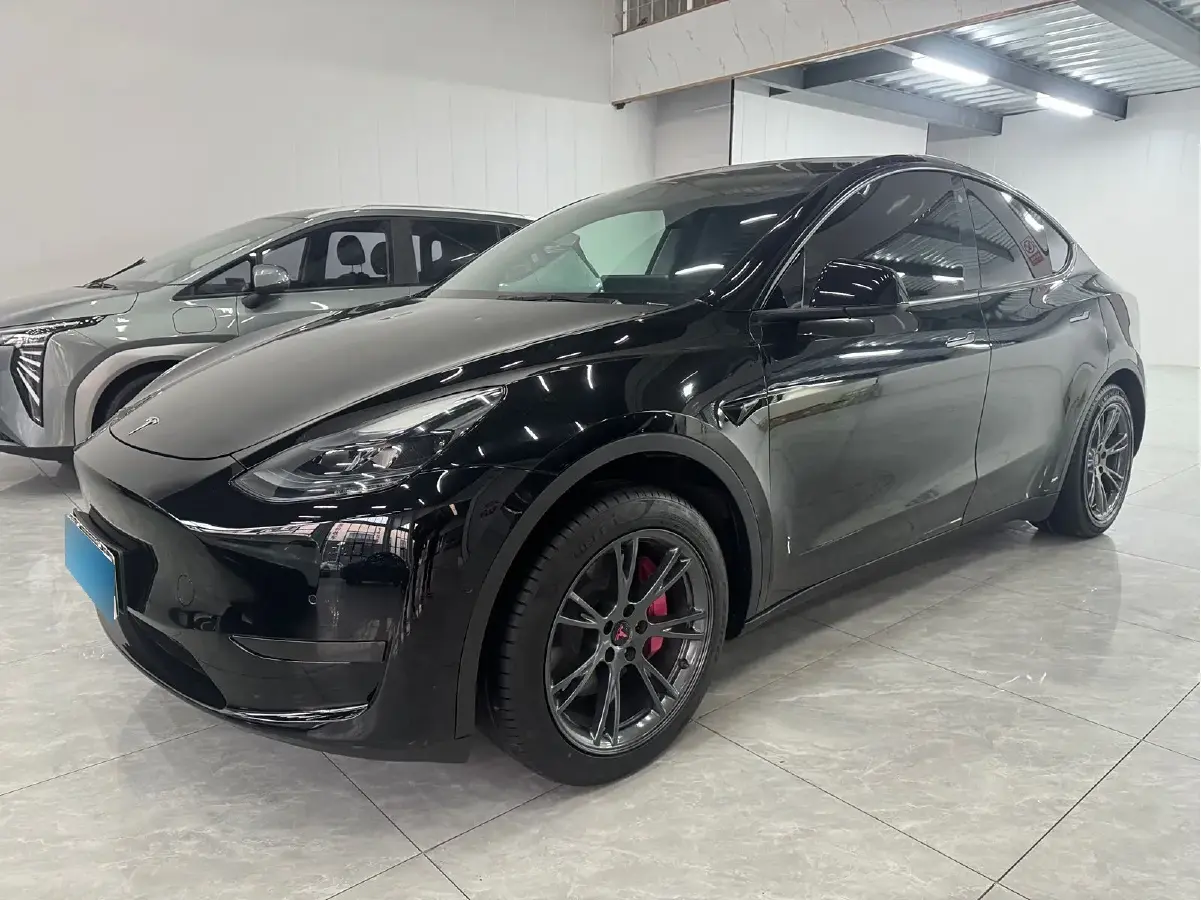 2022 Tesla Model Y BEV 60KWH