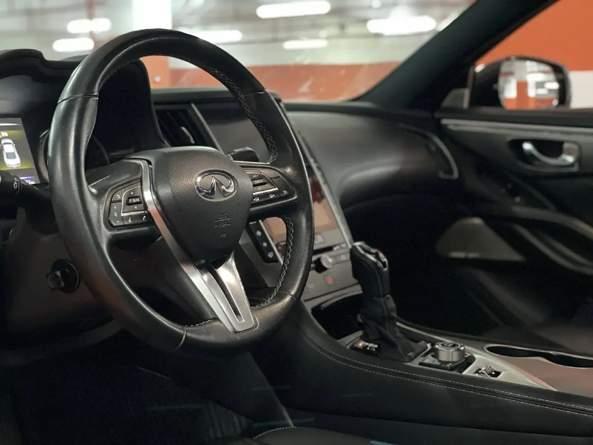 2017 Infiniti Q60 2.0T 211HP L4 7AT,autocango,china used car exporter,china ev exporter,chinese used car exporter,chinese used ev exporter