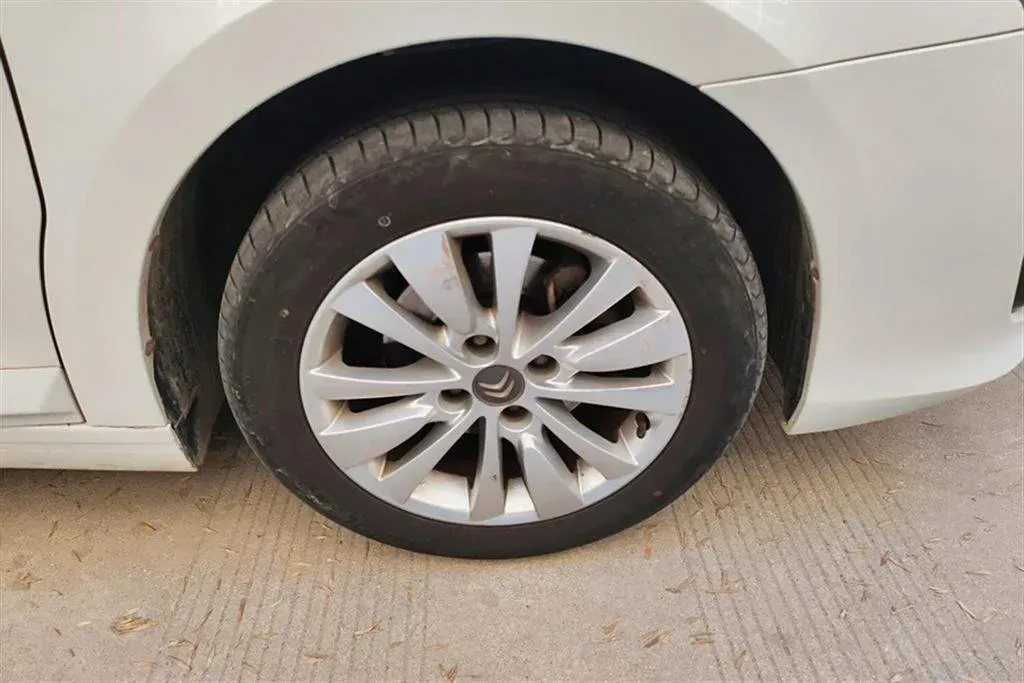 2014 Citroen C-Quatre 1.6L 117HP L4 5MT,autocango,china used car exporter,china ev exporter,chinese used car exporter,chinese used ev exporter