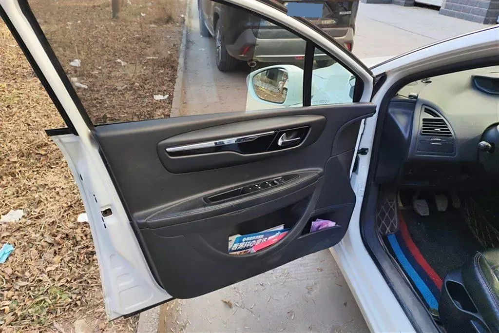 2014 Citroen C-Quatre 1.6L 117HP L4 5MT,autocango,china used car exporter,china ev exporter,chinese used car exporter,chinese used ev exporter