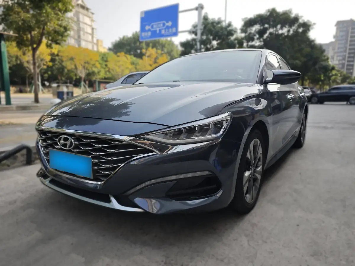 2021 Hyundai La Festa 1.6T 204HP L4 7DCT