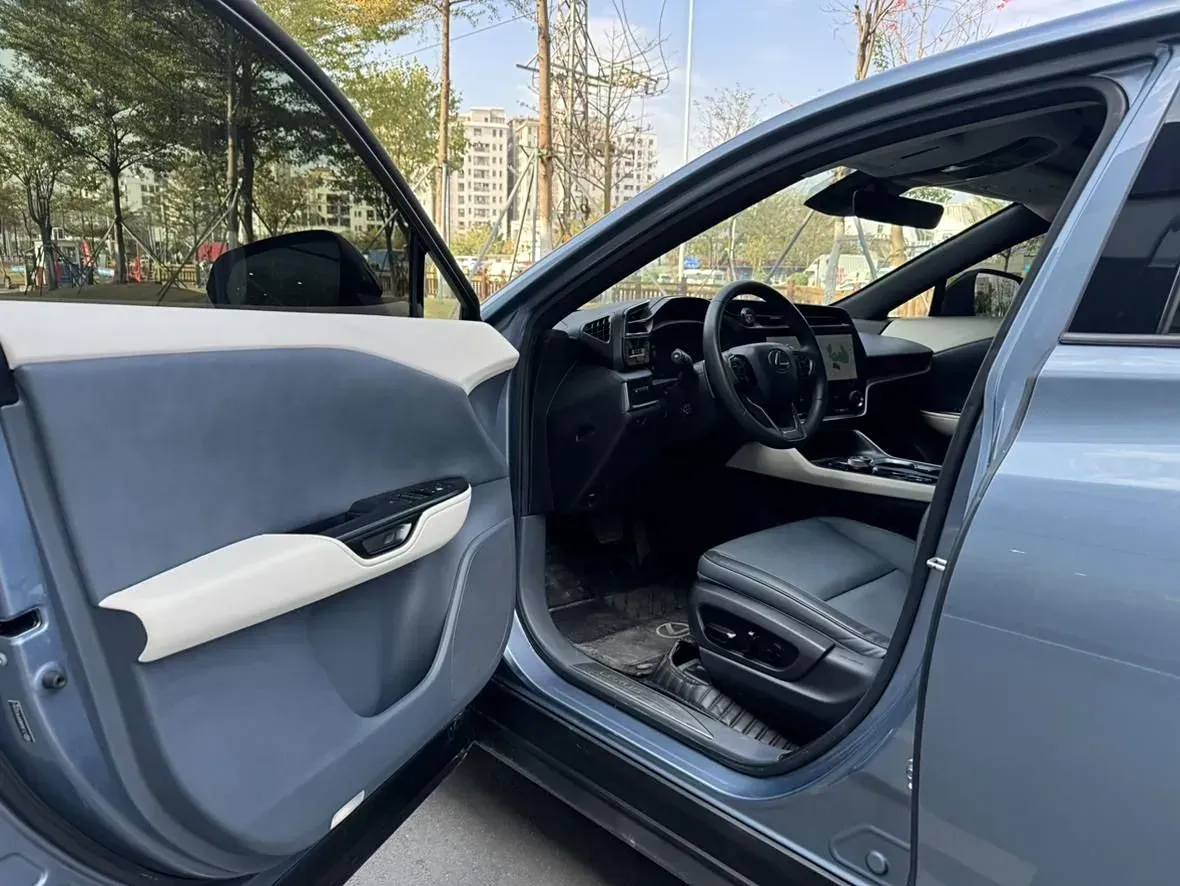 2023 Lexus RZ BEV 66KWH,autocango,china used car exporter,china ev exporter,chinese used car exporter,chinese used ev exporter