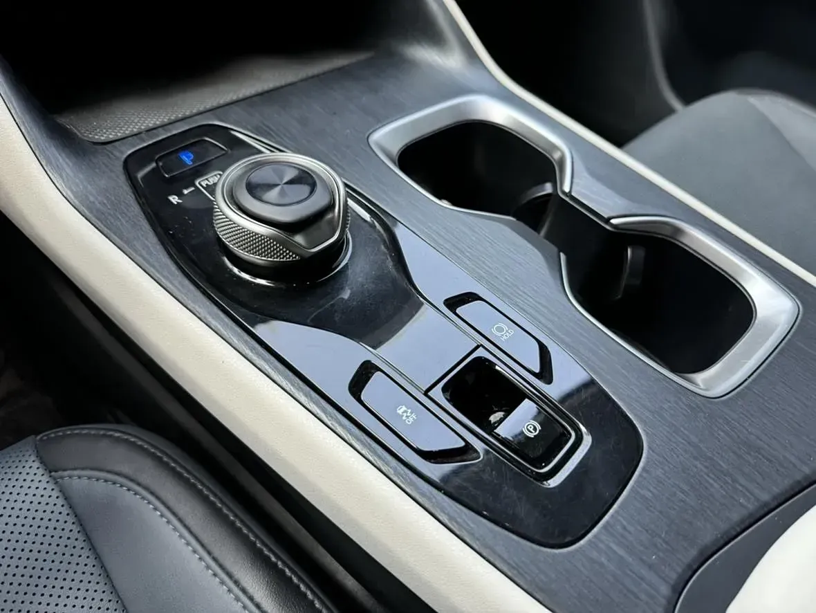 2023 Lexus RZ BEV 66KWH,autocango,china used car exporter,china ev exporter,chinese used car exporter,chinese used ev exporter