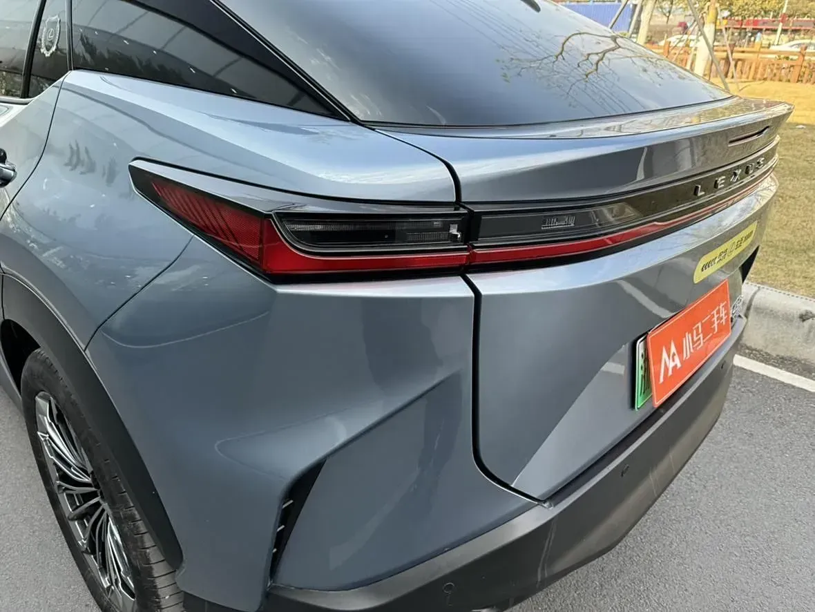 2023 Lexus RZ BEV 66KWH,autocango,china used car exporter,china ev exporter,chinese used car exporter,chinese used ev exporter