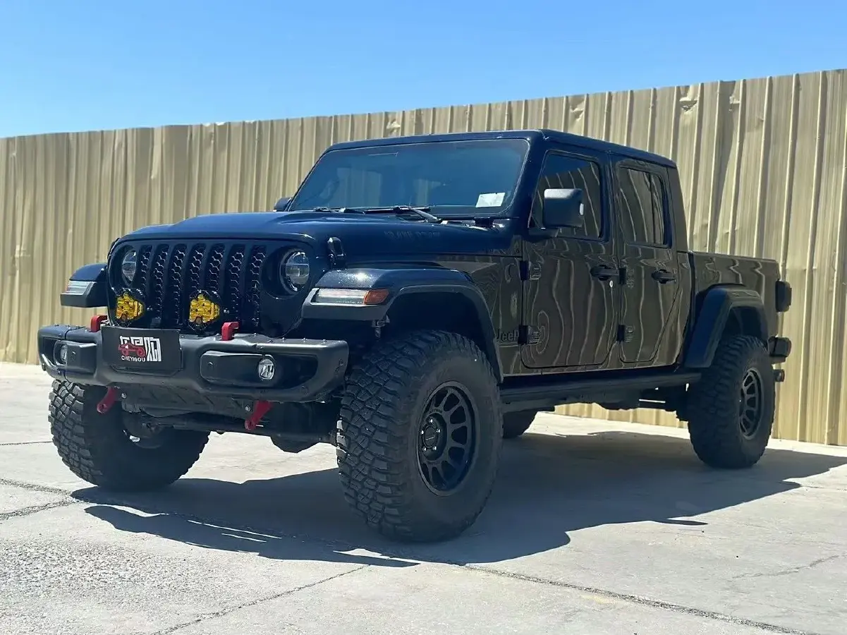 2023 Jeep Gladiator 3.6L 284HP V6 8AT