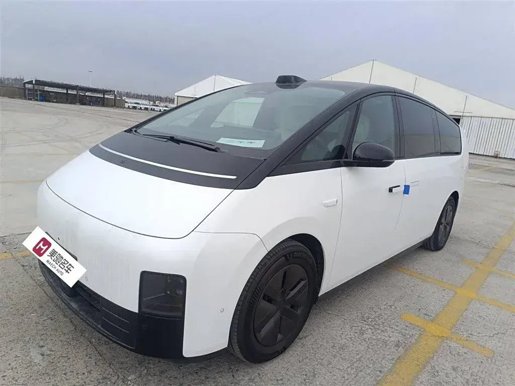 2024 Li MEGA BEV 102.7KWH
