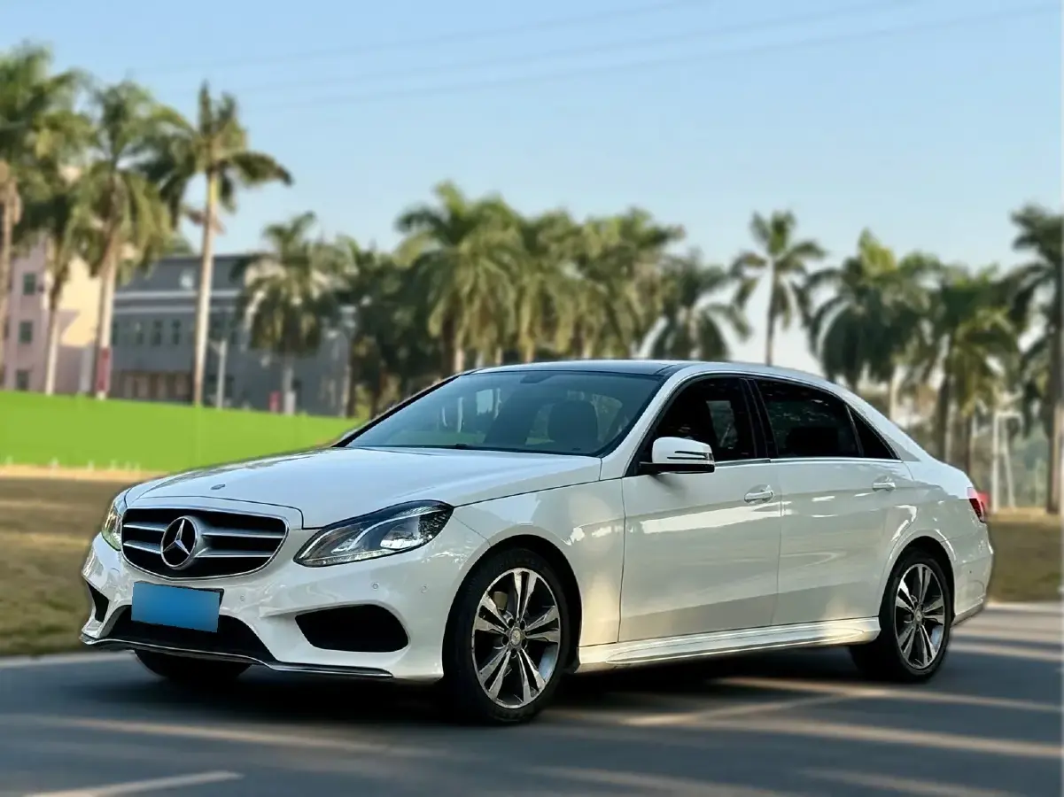 2015 Mercedes-Benz E Class 2.0T 184HP L4 7AT