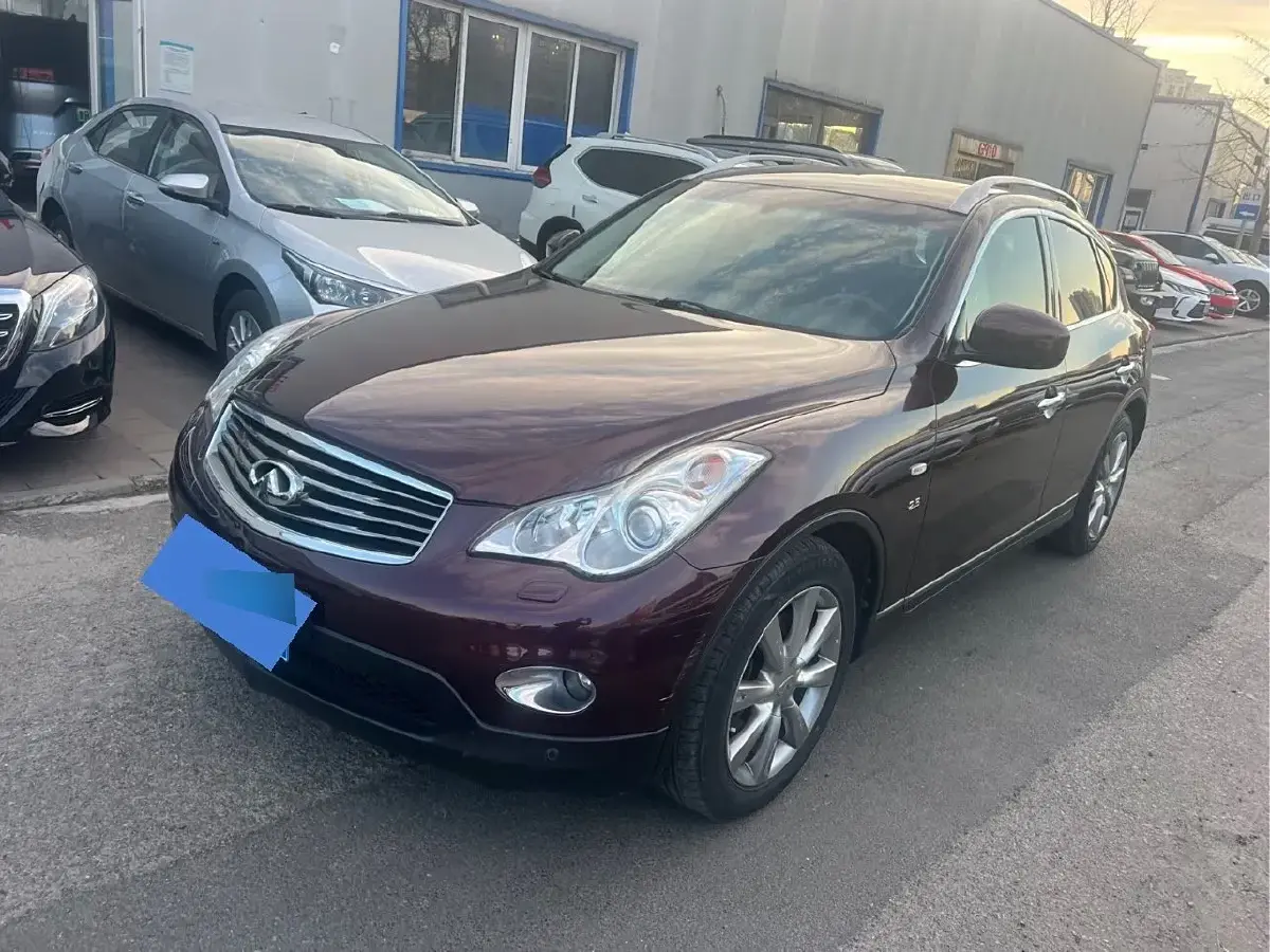 2013 Infiniti QX50 2.5L 235HP V6 7AT