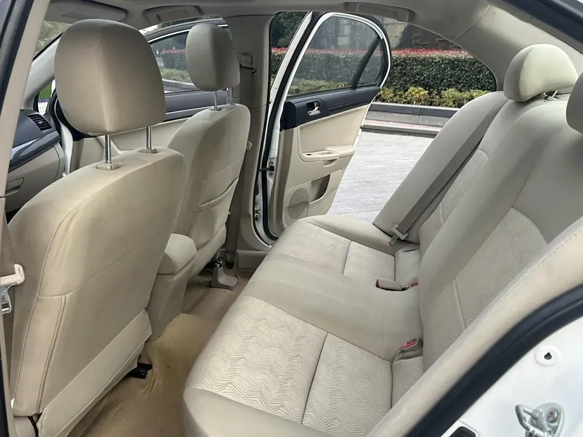 2013 Mitsubishi Lancer EX 1.8L 136HP L4 CVT,autocango,china used car exporter,china ev exporter,chinese used car exporter,chinese used ev exporter