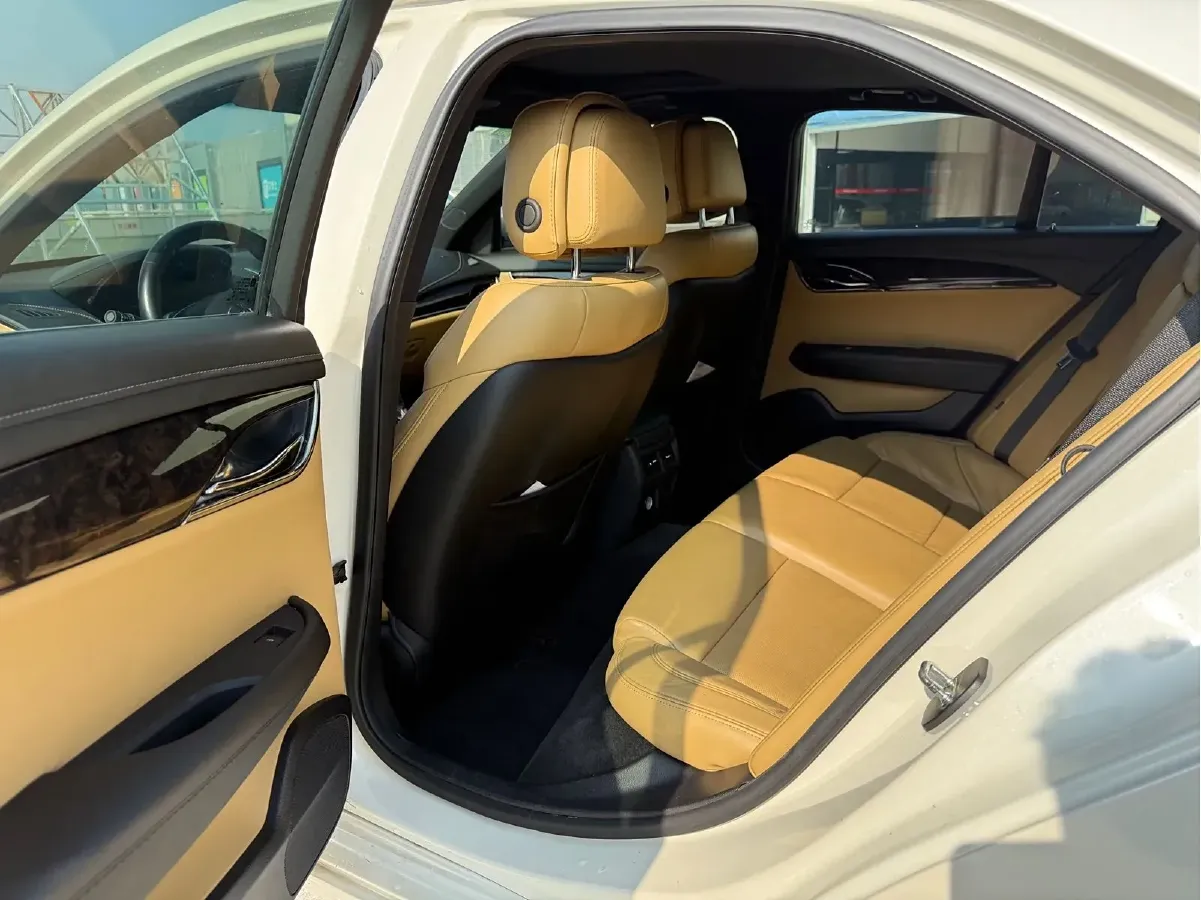 2014 Cadillac ATS 2.0T 276HP L4 6AT,autocango,china used car exporter,china ev exporter,chinese used car exporter,chinese used ev exporter