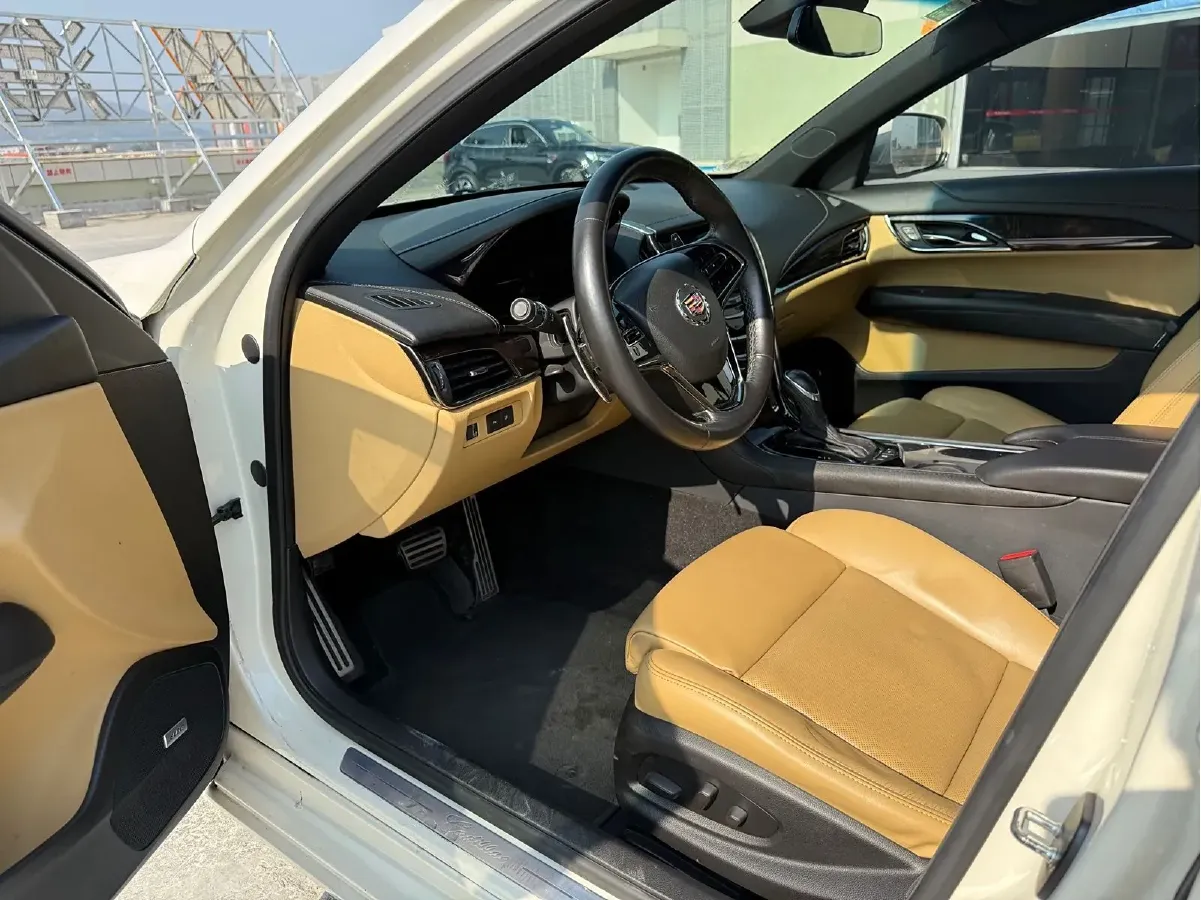 2014 Cadillac ATS 2.0T 276HP L4 6AT,autocango,china used car exporter,china ev exporter,chinese used car exporter,chinese used ev exporter