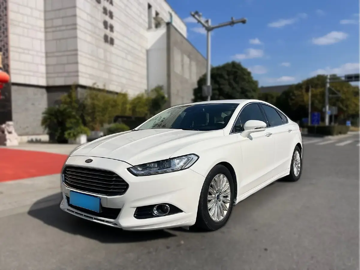 2013 Ford Mondeo 2.0T 203HP L4 6AT