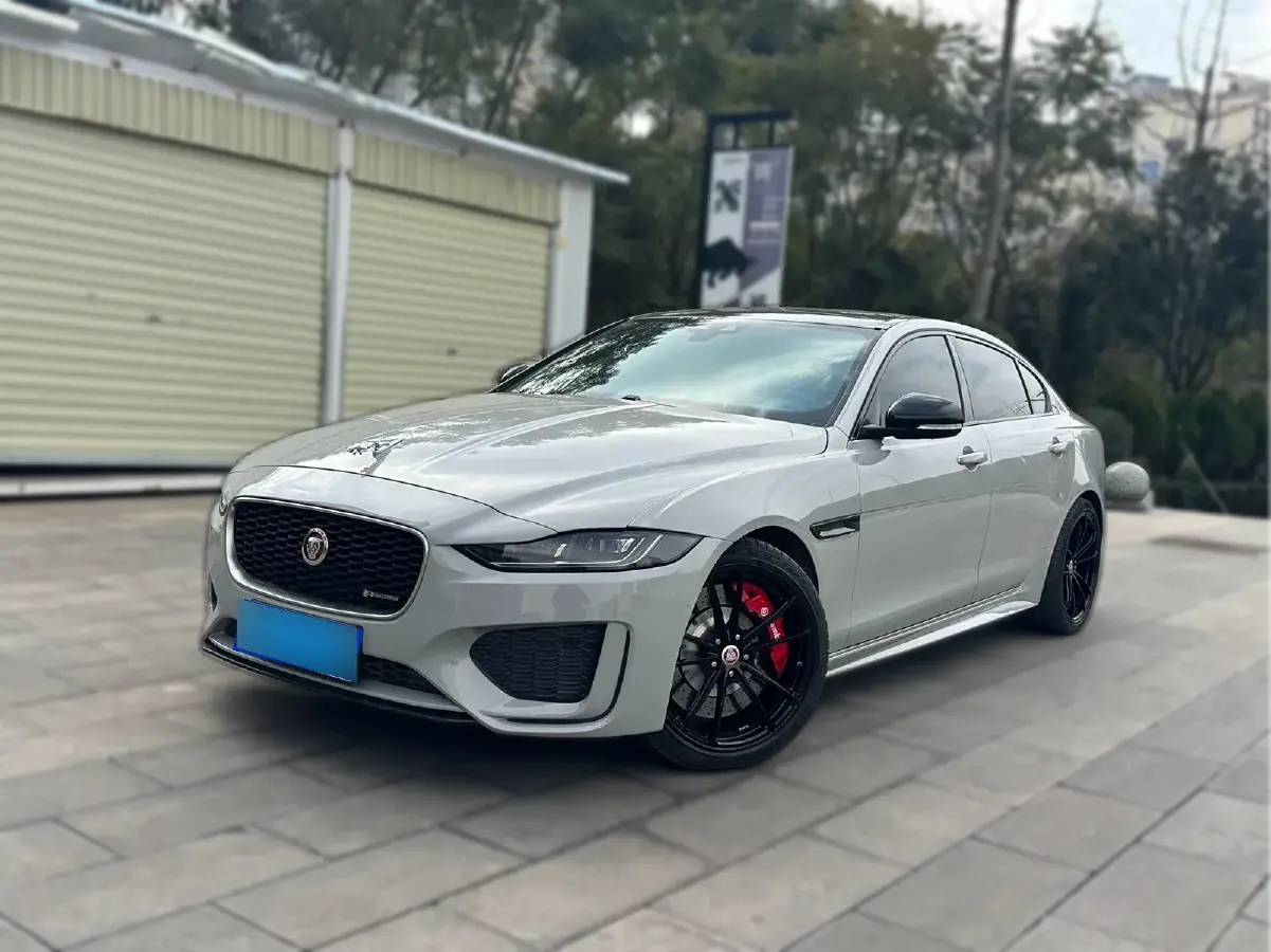 2020 Jaguar XEL 2.0T 200HP L4 8AT