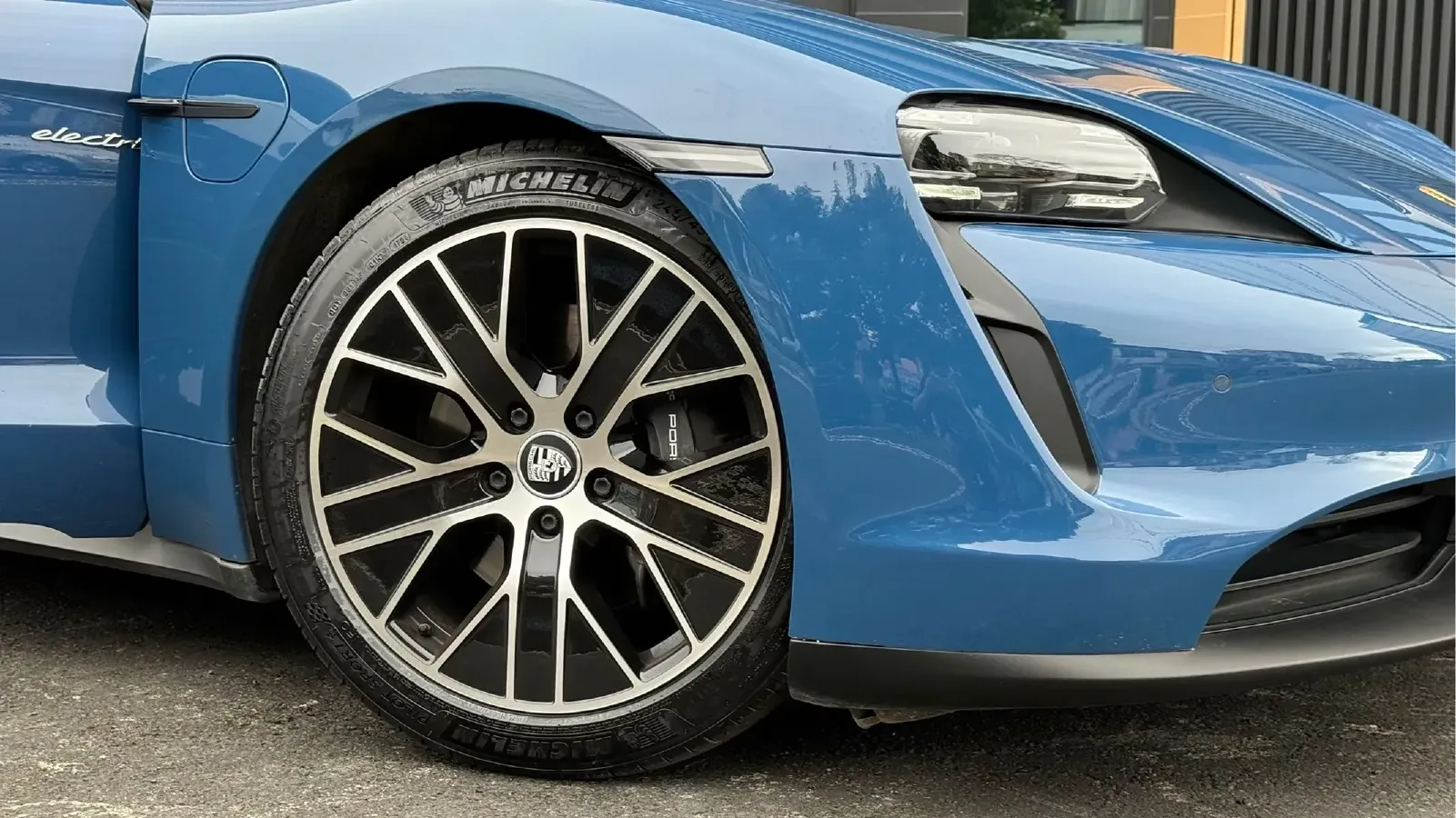 2020 Porsche Taycan 2AT BEV 79.2KWH,autocango,china used car exporter,china ev exporter,chinese used car exporter,chinese used ev exporter