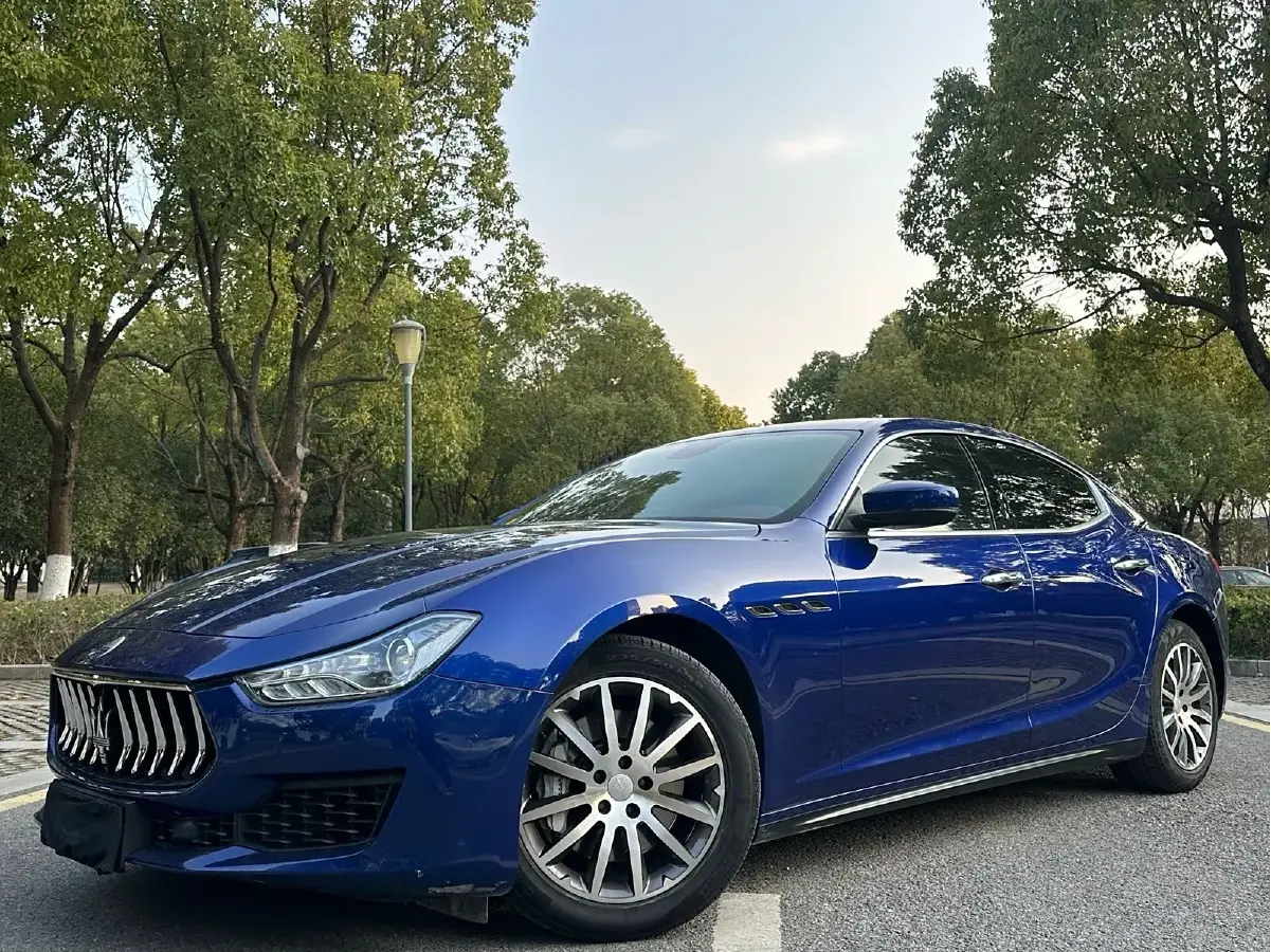 2019 Maserati Ghibli 3.0T 350HP V6 8AT