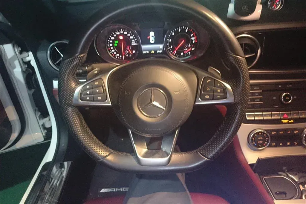 2018 Mercedes-Benz SL Class 3.0T 367HP V6 9AT,autocango,china used car exporter,china ev exporter,chinese used car exporter,chinese used ev exporter