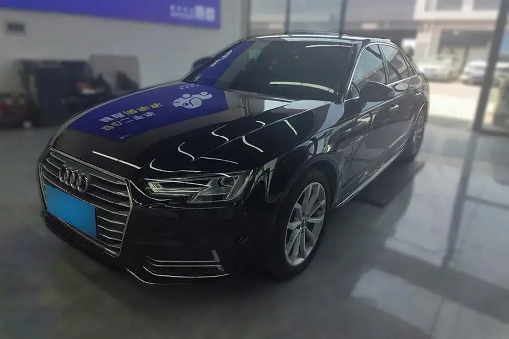 2018 Audi A4L 2.0T 190HP L4 7DCT