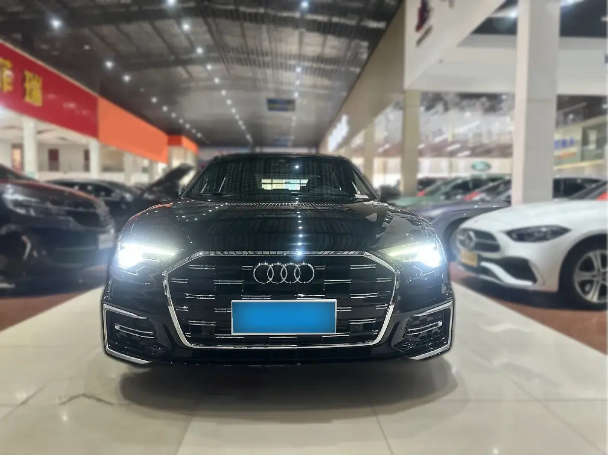 2020 Audi A6L 2.0T 190HP L4 7DCT