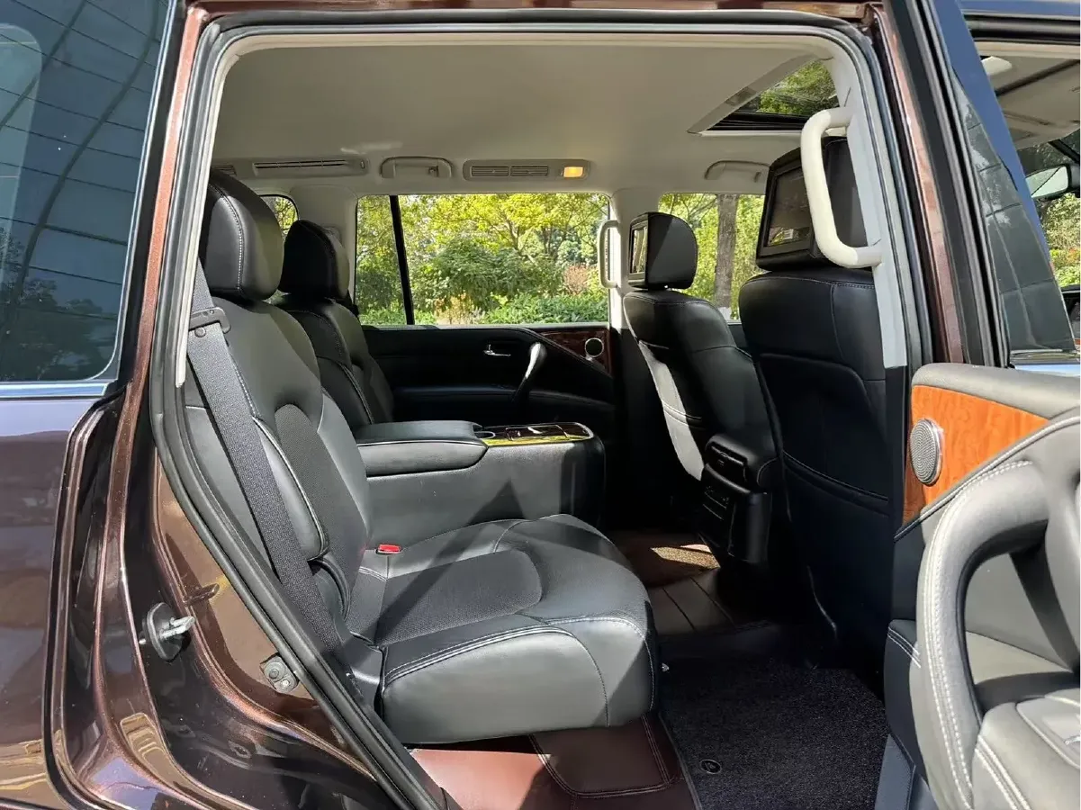 2016 Infiniti QX80 5.6L 398HP V8 7AT,autocango,china used car exporter,china ev exporter,chinese used car exporter,chinese used ev exporter