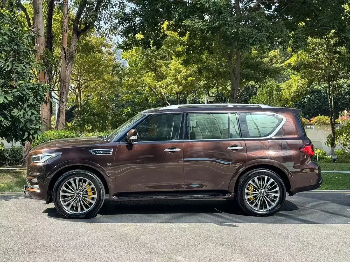 2016 Infiniti QX80 5.6L 398HP V8 7AT,autocango,china used car exporter,china ev exporter,chinese used car exporter,chinese used ev exporter