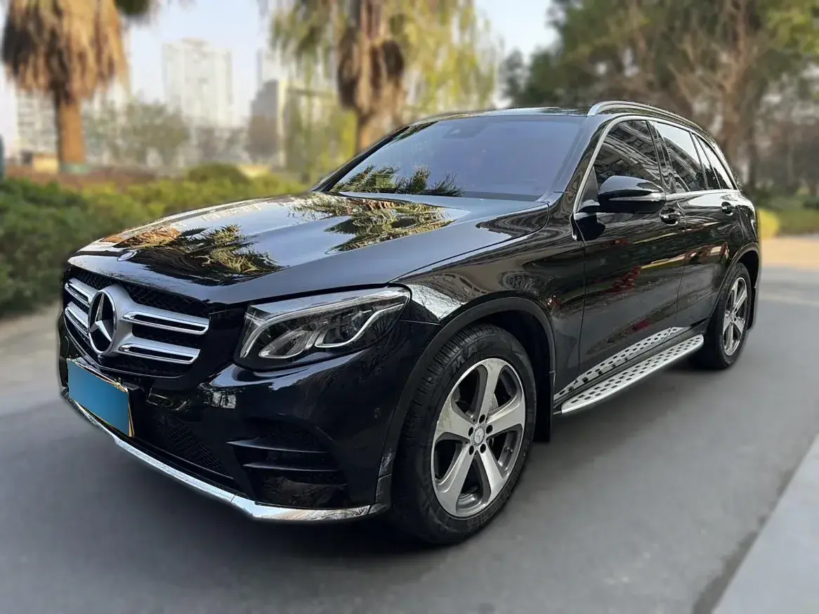2017 Mercedes-Benz GLC Class 2.0T 211HP L4 9AT