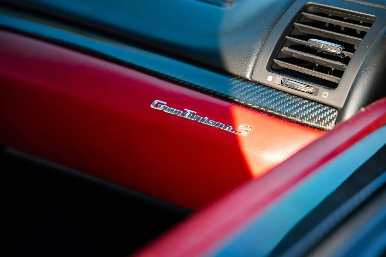 2012 Maserati GranTurismo 4.7L 460HP V8 6AT,autocango,china used car exporter,china ev exporter,chinese used car exporter,chinese used ev exporter